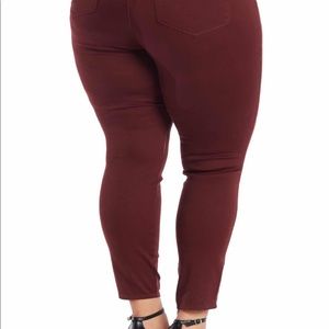 NYDJ Jeans - NWT NYDJ Ami Skinny Legging Jeans NYDJ Jeans - NWT NYDJ Ami Skinny Legging Jeans